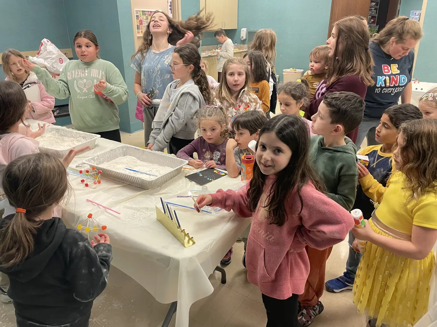 Chanukah Fair At Hebrew School