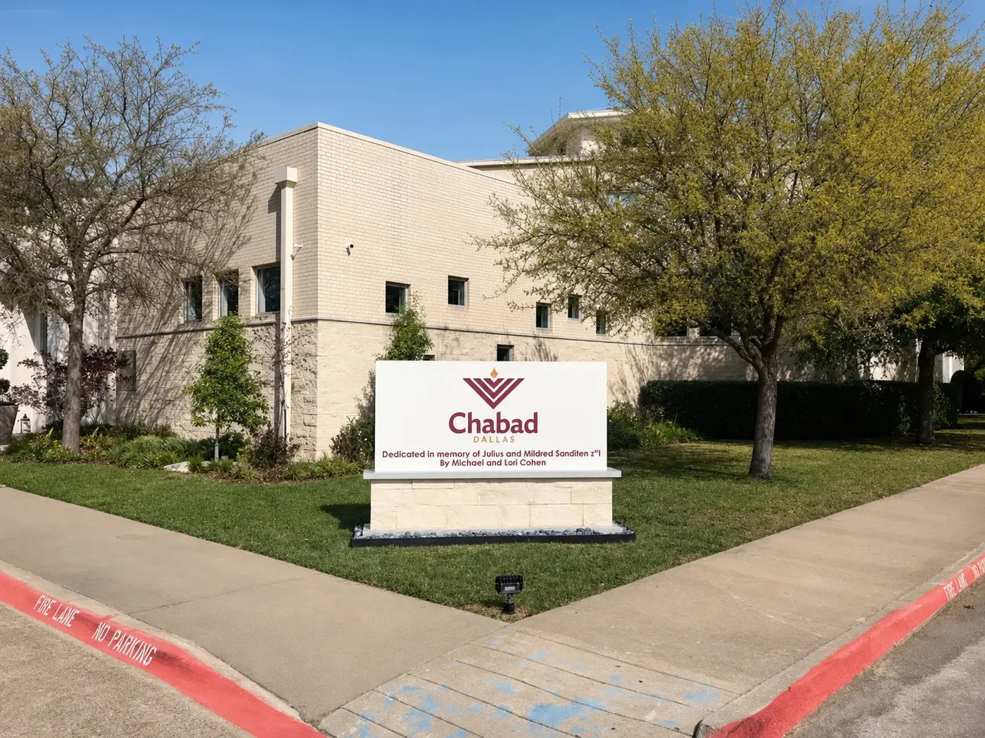 Welcome to Chabad of Dallas! High Holidays with Chabad MORE INFO Friday Night in the Sukkah RSVP Today