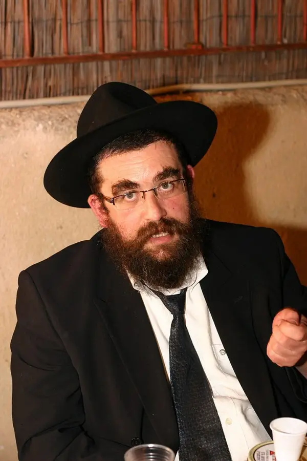 הפעילות הגדולה הזאת לא הייתה כך בעבר. סיפור בואו של הרב שמלה למעלה אדומים, דווקא מעורר חמלה לא מעטה.
