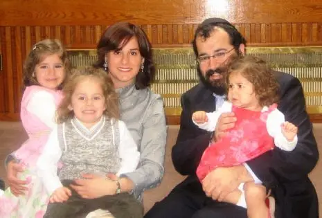 Pictured here is Rabbi Levi (Z"L), his wife Miriam and their children Chaya, Mendel and Mirel.