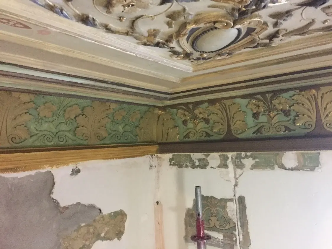 Decke Saal Decke Saal in Arbeit
