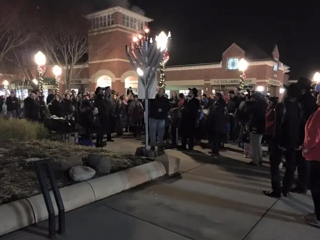 River Hill Shopping Center (Outside Giant) Monday Dec 15, 2025 6:30pm Giant Menorah • Music • Donuts • Gifts • And More