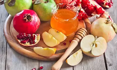 High Holidays Enjoy a meaningful and delicious High Holidays experience Full Schedule