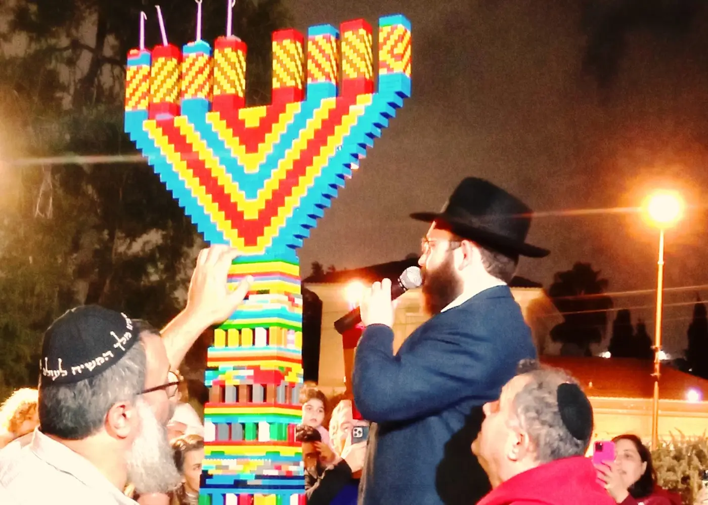 שנה טובה מבית חב"ד גני צהלה בדיקת מזוזות פעילות חגים בדיקת מזוזות התקשר ויגיעו לביתך לבדיקת מזוזות