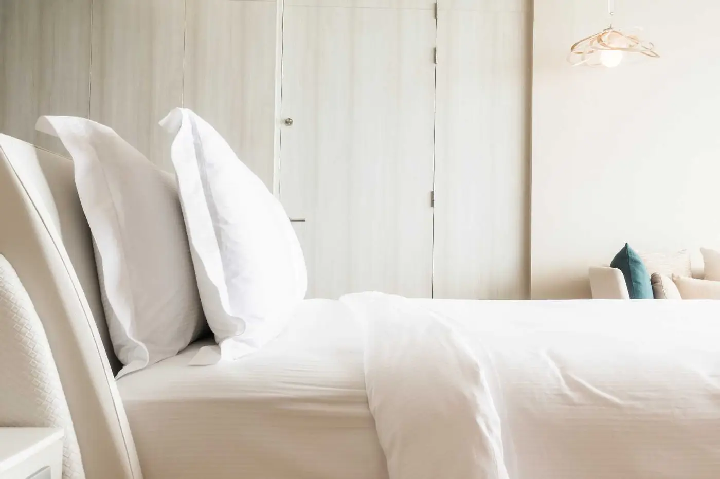 hotel ARK Hotel No. 255號, Section 2, Xinyi Rd, Zhongzheng District, Taipei City, 100 Taiwan 3-5 min NT$1500+