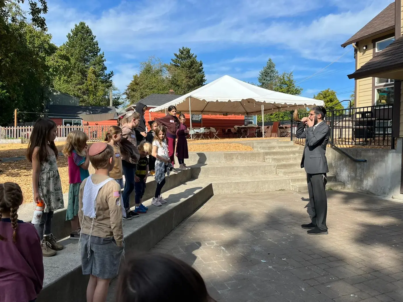 Chabad SW Portland Judaism Done Joyfully High Holidays Shofar in the Park