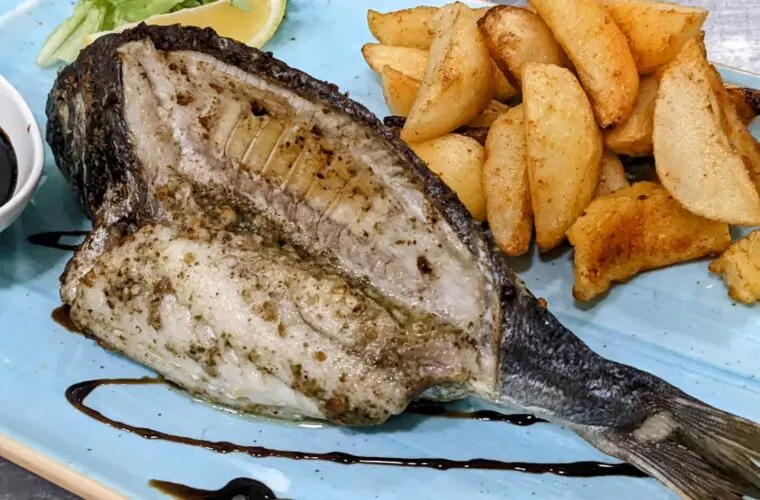שירותי המקום