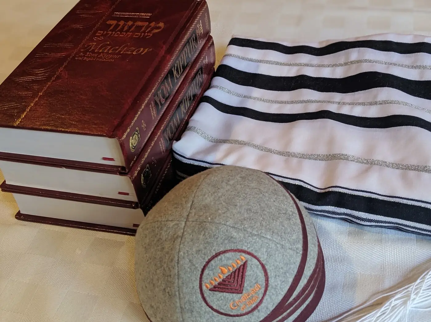Shabbat and holiday services in a traditional and meaningful style
