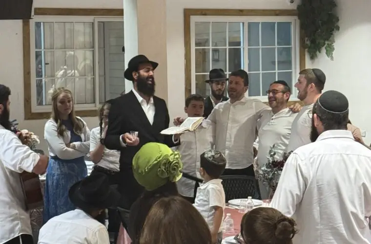 שלוחי חב"ד הרב מוטי כהן שליח חב"ד הרבנית שרית כהן שליחת חב"ד