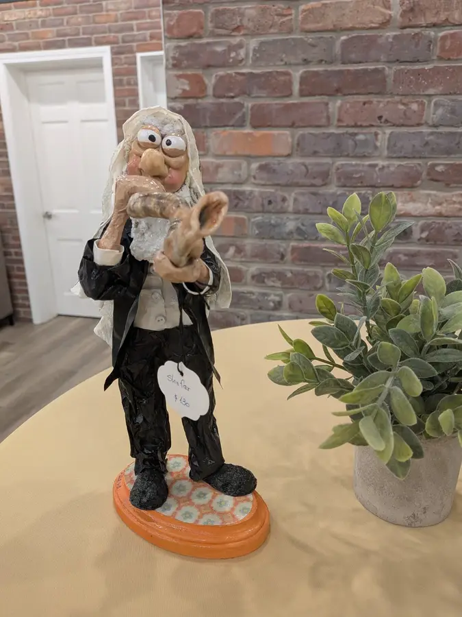Papier-Mâché Figures
