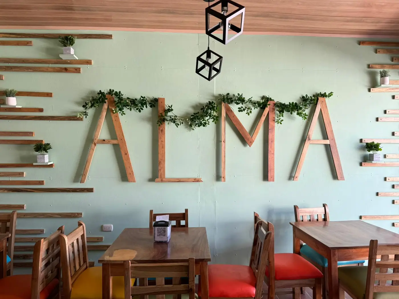 בית קפה חלבי ALMA CAFÉ Y RESTAURANTE ZONA CENTRAL DE LA IGLESIA CATOLICA 2 C AL OESTE, 20 MTS AL NORTE, San Juan del Sur, Nicaragua