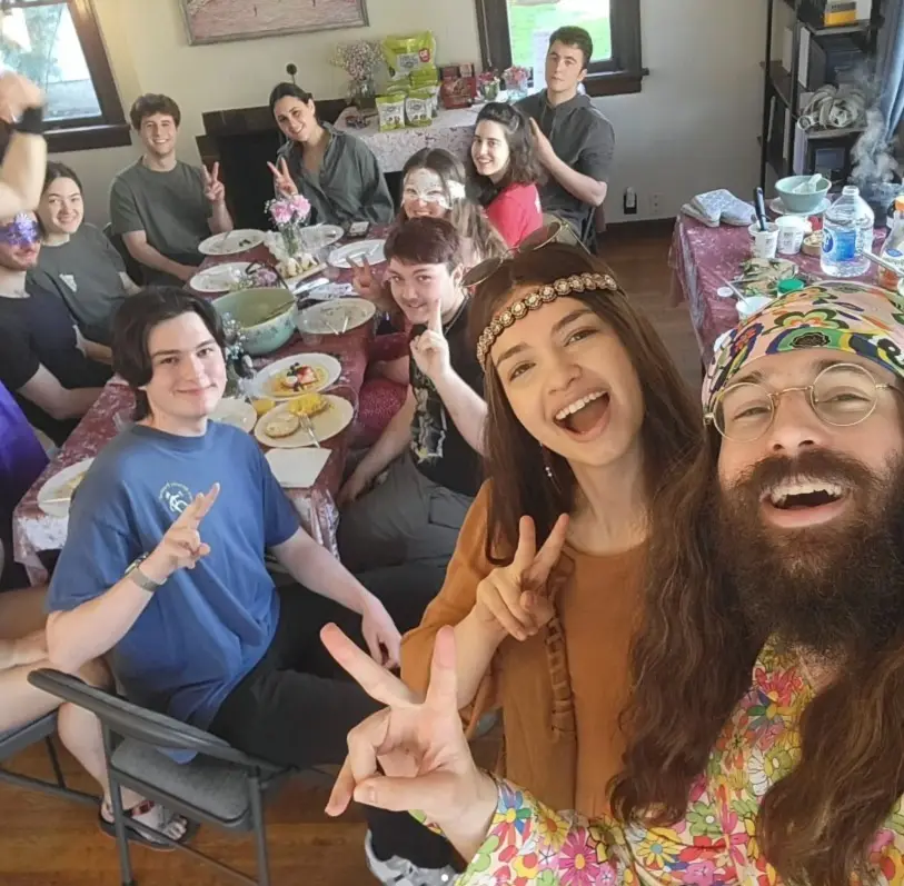 Celebrate the Jewish holidays with good food, good vibes, and warm people.