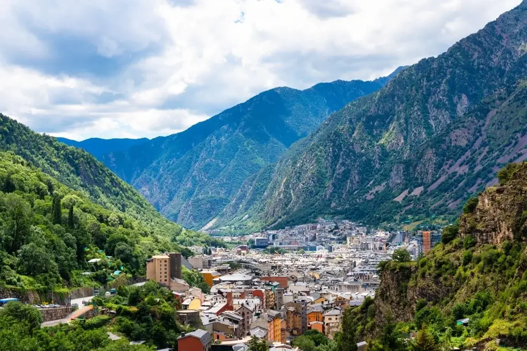 Partner With Us Help ensure a bright future for Judaism in Andorra.