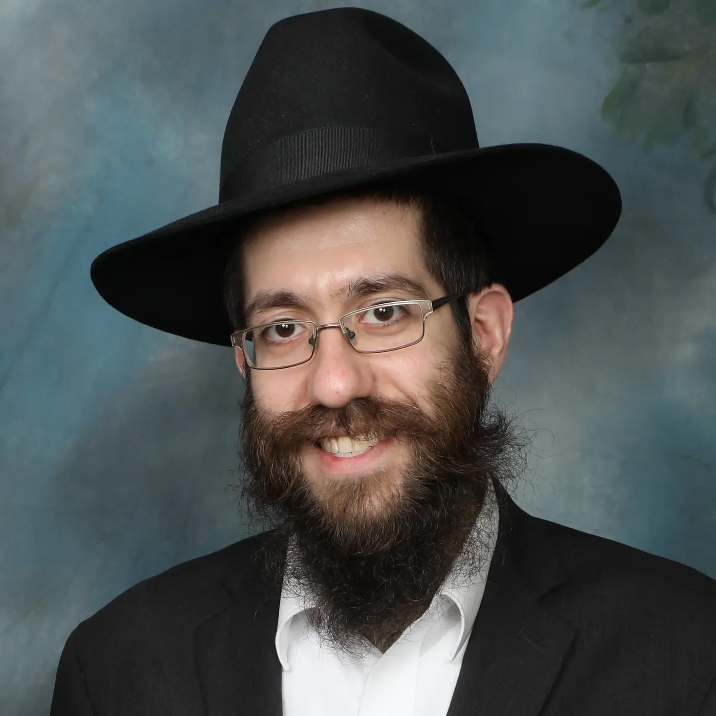 Rabbi Nochum Labkowski - Menahel