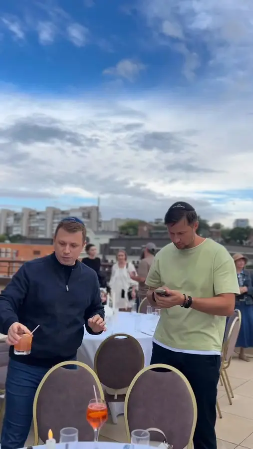 Video by MENORAH COMMUNITY | ДНЕПР on September 08, 2026. May be an image of grill and text that says 'MENORAH MENORAHCOMMUNITY COMMUNITY BBQ PARTY PEOPLE PEOPL