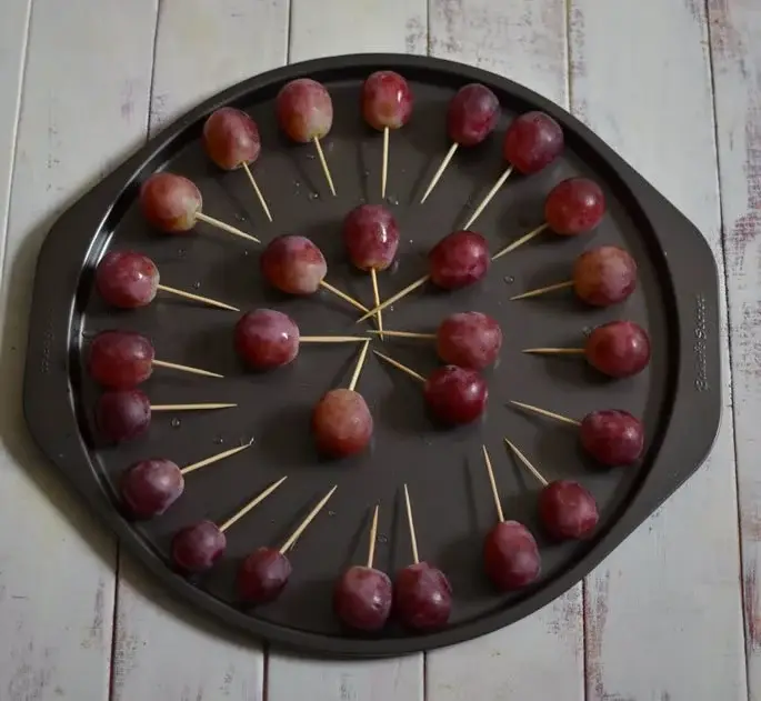 Frozen Yogurt Grapes